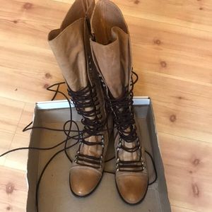 Steve Madden leather boots!!